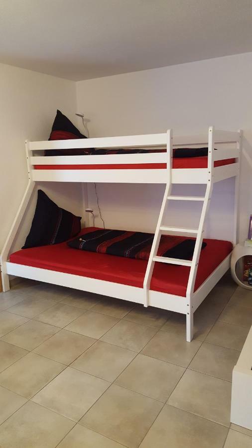 Ferienwohnung Am Eck รูสท์ ภายนอก รูปภาพ